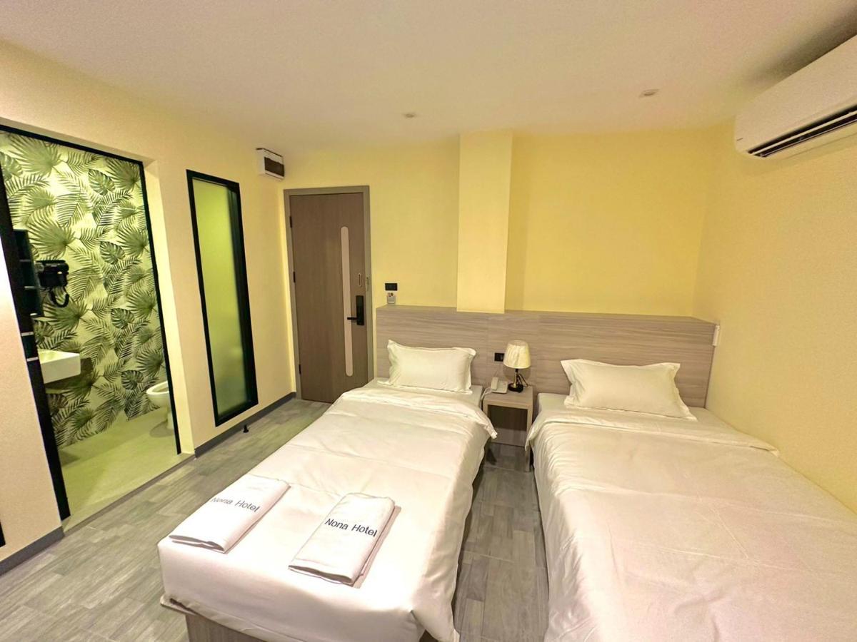 Nona Hotel, Bangkok Makkasan 外观 照片
