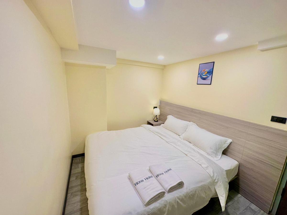 Nona Hotel, Bangkok Makkasan 外观 照片