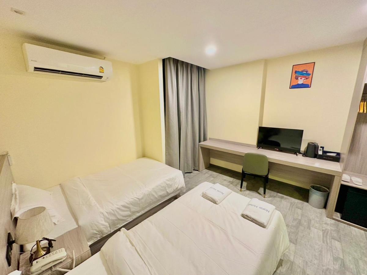 Nona Hotel, Bangkok Makkasan 外观 照片